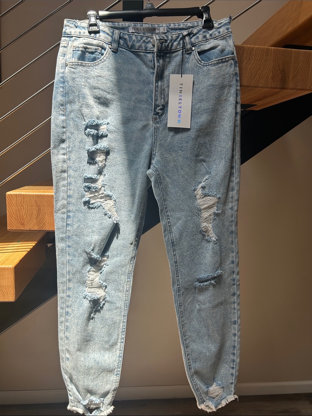 Tinseltown Women’s Light Wash Distressed mom Jeans